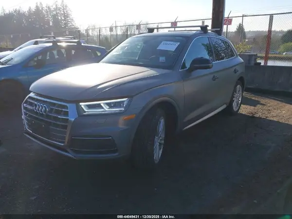 WA1BNAFYXK2119284 2019 AUDI Q5 - Image 2
