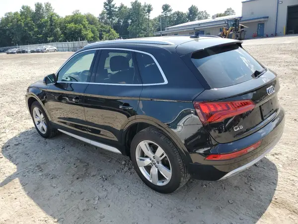 WA1BNAFYXK2124601 2019 AUDI Q5 - Image 2