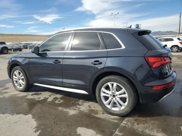 WA1BNAFYXK2126767 2019 AUDI Q5 - Image 2
