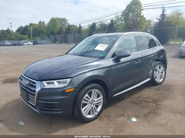 WA1BNAFYXK2128874 2019 AUDI Q5 - Image 2