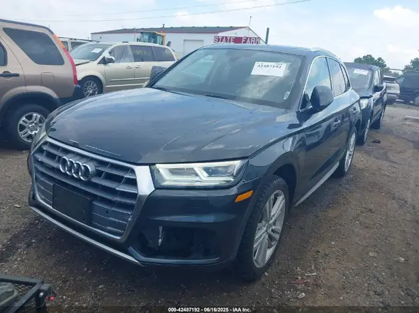 WA1BNAFYXK2134349 2019 AUDI Q5 - Image 2
