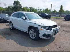 WA1BNAFYXK2136165 2019 AUDI Q5