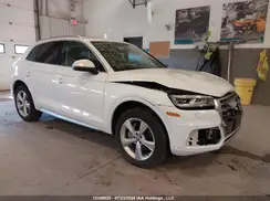 WA1BNAFYXK2144184 2019 AUDI Q5