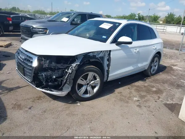 WA1BNAFYXK2144783 2019 AUDI Q5 - Image 2