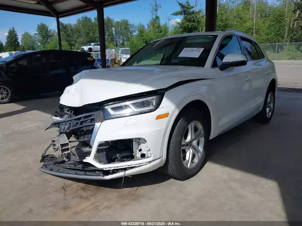 WA1BNBFY1J2131926 2018 AUDI Q5 - Image 2