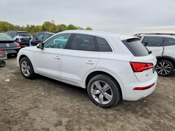 WA1BNBFY5J2228580 2018 AUDI Q5 - Image 2