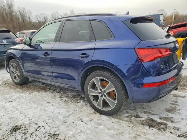 WA1BNBFY5K2074261 2019 AUDI Q5 - Image 2