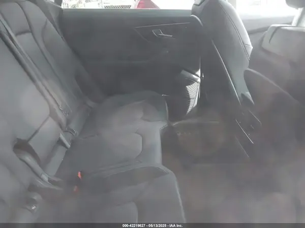 WA1BVAF10KD008895 2019 AUDI Q8 - Image 8