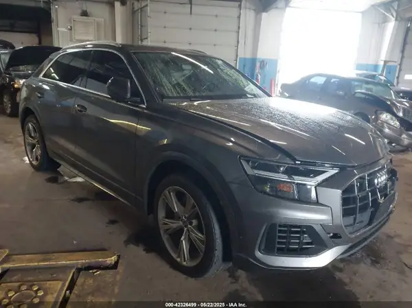 WA1BVAF10KD010002 2019 AUDI Q8 - Image 1