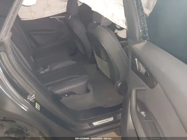 WA1BVAF10KD010002 2019 AUDI Q8 - Image 8
