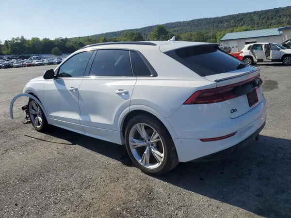 WA1BVAF10KD012011 2019 AUDI Q8 - Image 2