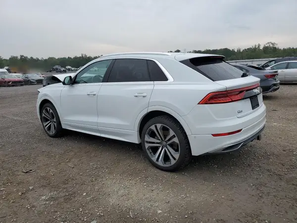 WA1BVAF10KD015524 2019 AUDI Q8 - Image 2