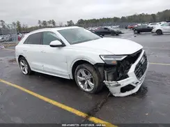 WA1BVAF10KD023557 2019 AUDI Q8