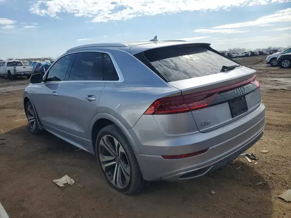 WA1BVAF10LD019350 2020 AUDI Q8 - Image 2