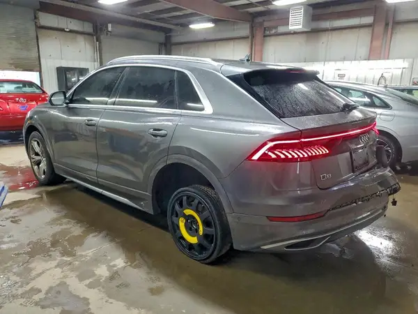 WA1BVAF11KD019744 2019 AUDI Q8 - Image 2