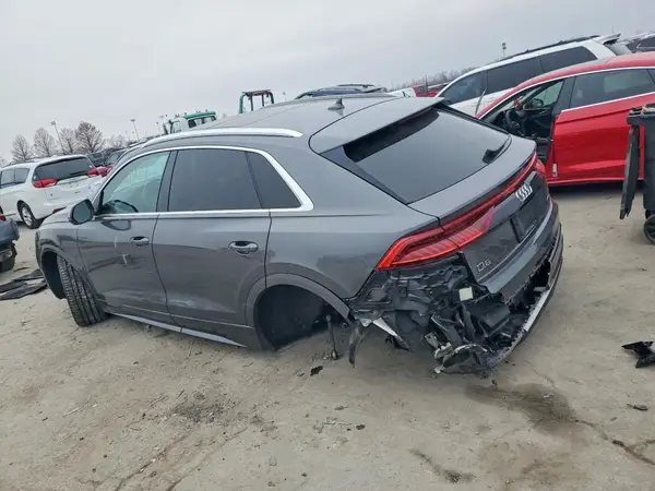 WA1BVAF11KD022904 2019 AUDI Q8 - Image 2
