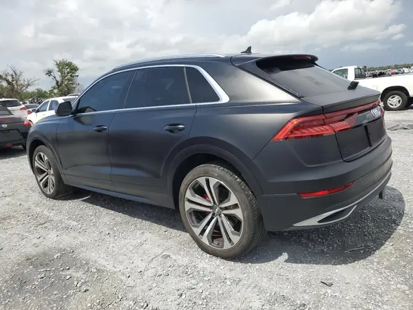 WA1BVAF12KD044927 2019 AUDI Q8 - Image 2