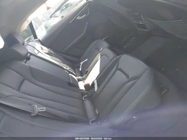 WA1BVAF12KD048167 2019 AUDI Q8 - Image 8