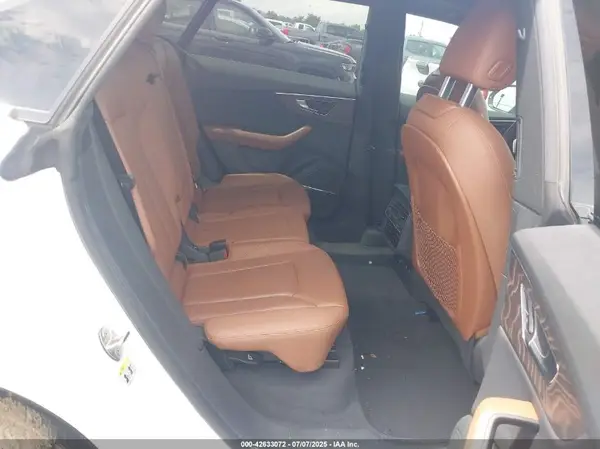 WA1BVAF13KD008308 2019 AUDI Q8 - Image 8
