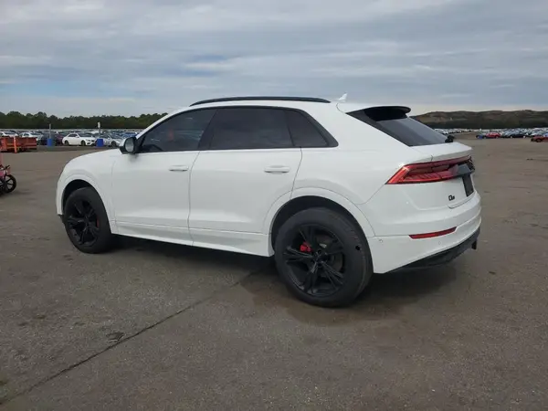 WA1BVAF13KD012021 2019 AUDI Q8 - Image 2