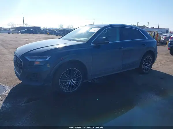 WA1BVAF13KD012469 2019 AUDI Q8 - Image 2