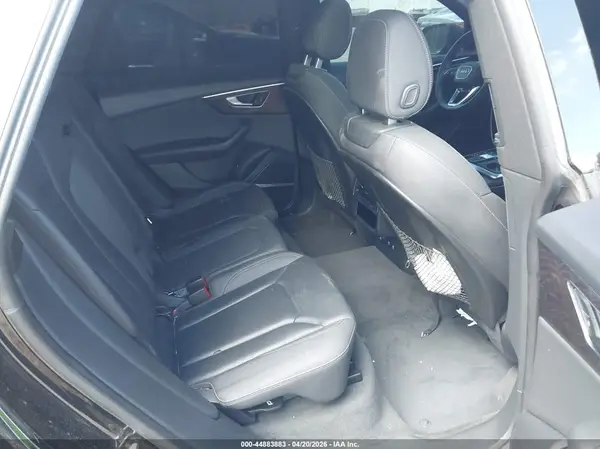 WA1BVAF13KD031832 2019 AUDI Q8 - Image 8