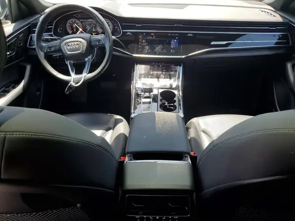 WA1BVAF13MD007212 2021 AUDI Q8 - Image 8