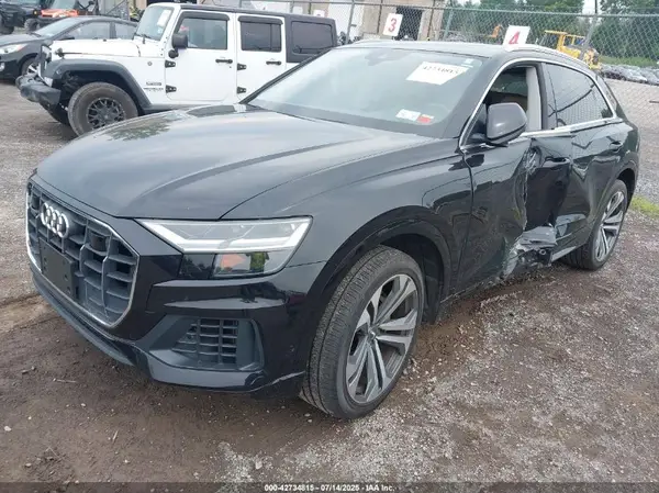 WA1BVAF14KD012884 2019 AUDI Q8 - Image 2