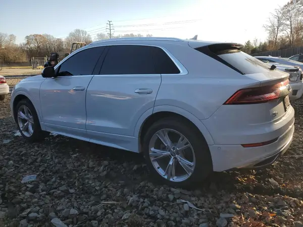 WA1BVAF14KD016014 2019 AUDI Q8 - Image 2