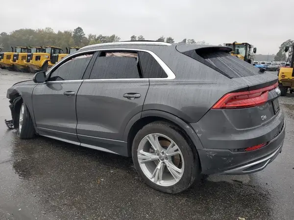 WA1BVAF14KD024971 2019 AUDI Q8 - Image 2