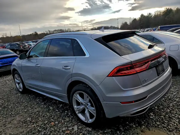 WA1BVAF14KD026865 2019 AUDI Q8 - Image 2