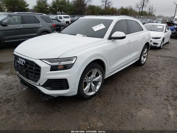 WA1BVAF14KD037767 2019 AUDI Q8 - Image 2