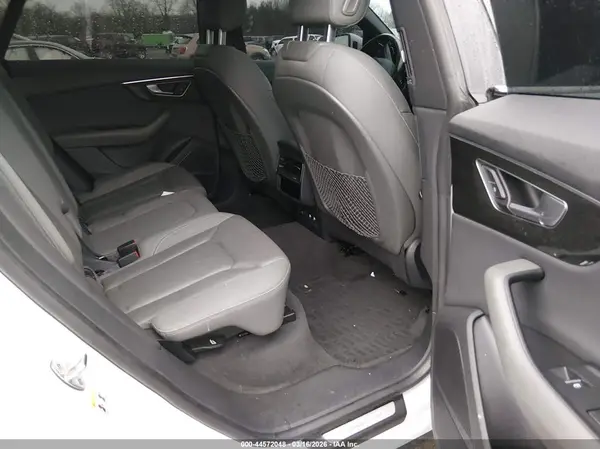 WA1BVAF14KD037767 2019 AUDI Q8 - Image 8