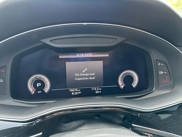 WA1BVAF15KD012411 2019 AUDI Q8 - Image 8