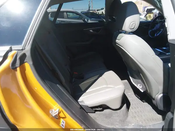 WA1BVAF16KD007265 2019 AUDI Q8 - Image 8