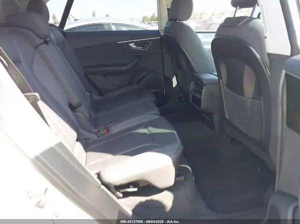 WA1BVAF16KD016726 2019 AUDI Q8 - Image 8