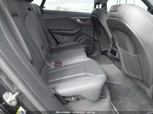 WA1BVAF17KD008649 2019 AUDI Q8 - Image 8
