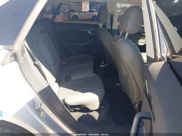 WA1BVAF18KD016954 2019 AUDI Q8 - Image 8
