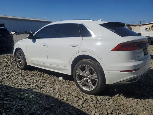 WA1BVAF18LD016678 2020 AUDI Q8 - Image 2