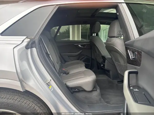 WA1BVAF19KD030815 2019 AUDI Q8 - Image 8