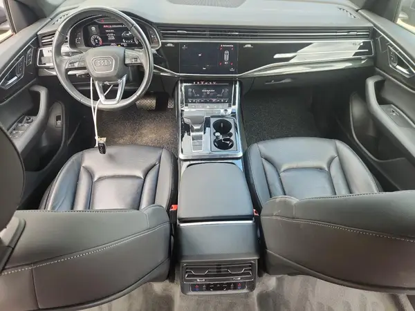 WA1BVAF19KD038705 2019 AUDI Q8 - Image 8