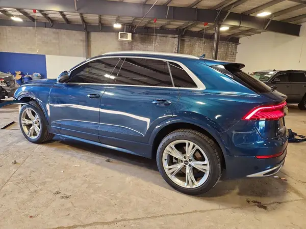 WA1BVAF19MD007439 2021 AUDI Q8 - Image 2