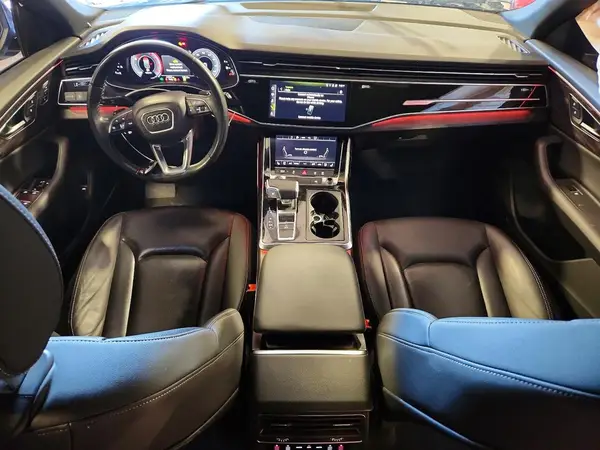 WA1BVAF19MD007439 2021 AUDI Q8 - Image 8