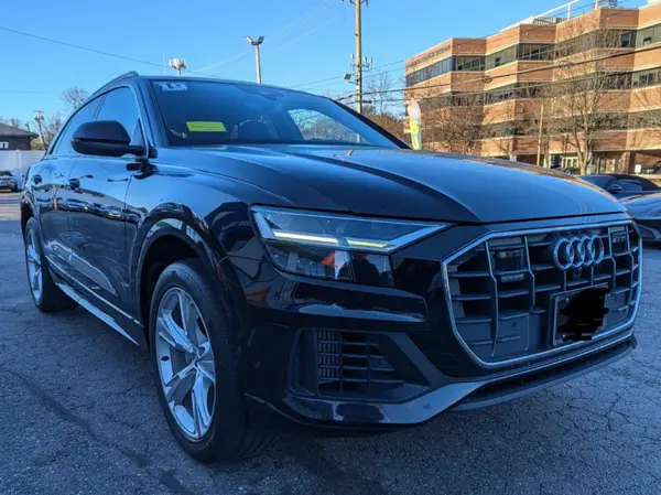 WA1BVAF1XKD038633 2019 AUDI Q8 - Image 1
