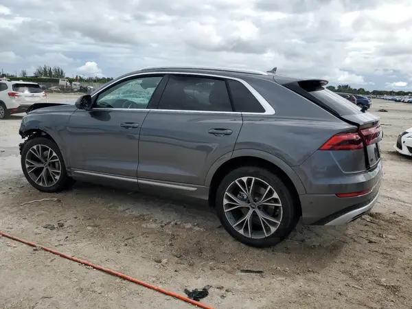 WA1BVBF10SD029171 2025 AUDI Q8 - Image 2
