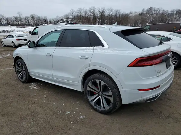 WA1BVBF11KD030796 2019 AUDI Q8 - Image 2