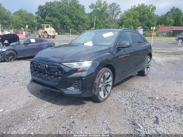 WA1BVBF11SD009205 2025 AUDI Q8 - Image 2