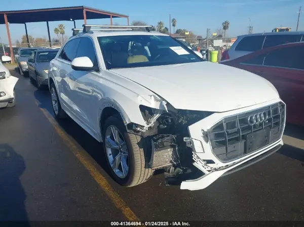 WA1BVBF13ND011283 2022 AUDI Q8 - Image 1