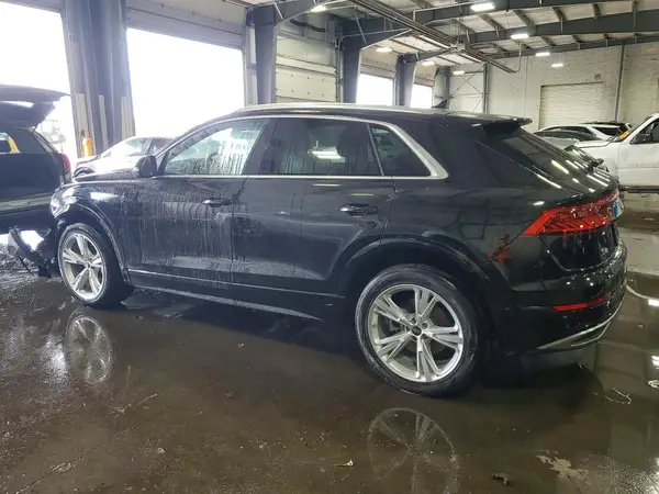 WA1BVBF15PD040870 2023 AUDI Q8 - Image 2