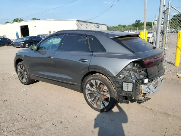 WA1BVBF15SD004203 2025 AUDI Q8 - Image 2